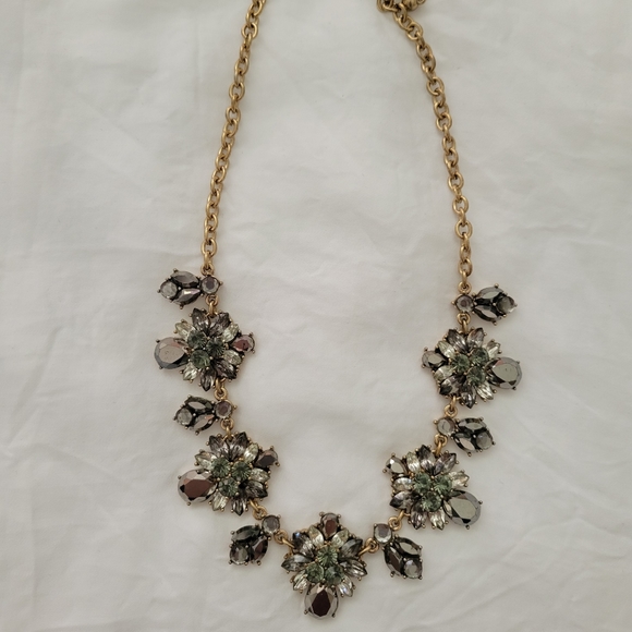 Charcoal black and gold statement necklace - Picture 2 of 2